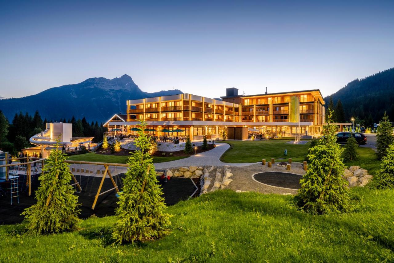 Zugspitz Resort Ehrwald Exterior foto